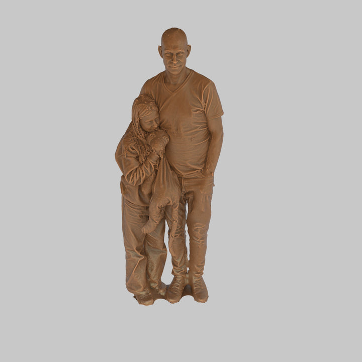 S3DS0145 Father and Daughter holding bear