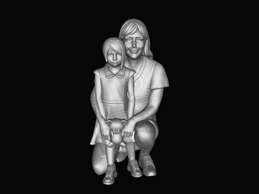 Mm884 Mum Kneeling With Child Figure