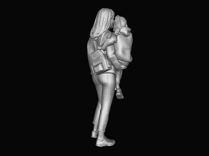 Mm883 Mum And Daughter In Arms Figure