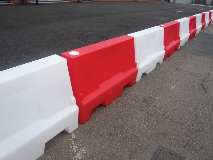 PJD008 - Model Railway Road Barriers x 15