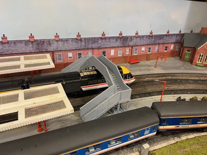 PJD104 Model Railway Concrete Platform Footbridge