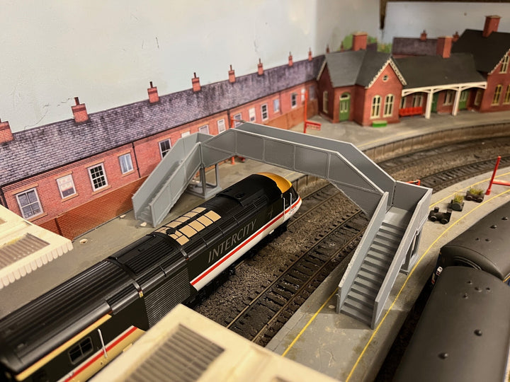 PJD104 Model Railway Concrete Platform Footbridge
